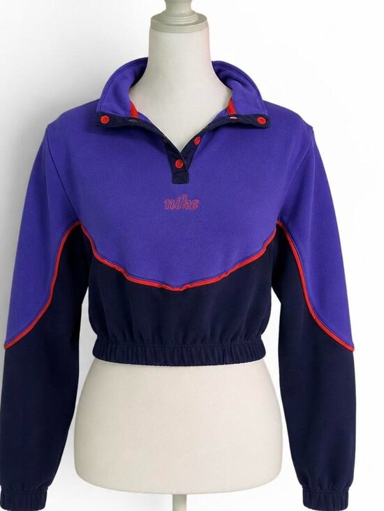 Nike Tops - Vintage Y2K Nike Purple top